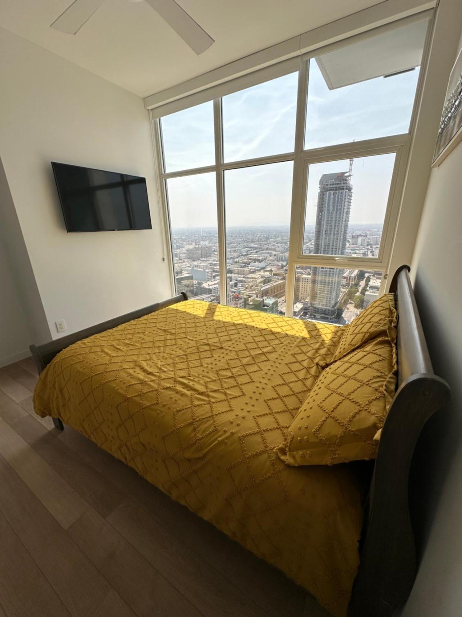 2br With Beautiful Views!! * Los Angeles