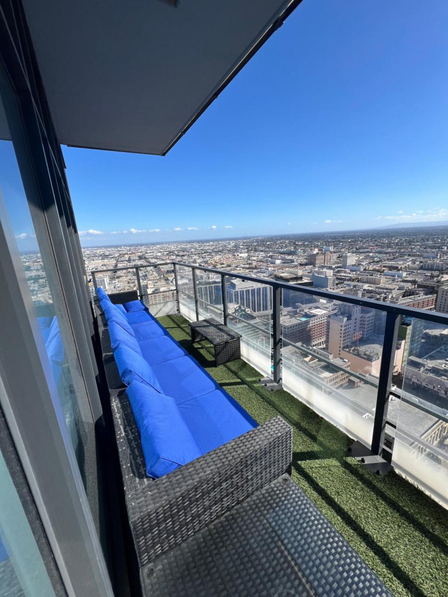 2br With Beautiful Views!!